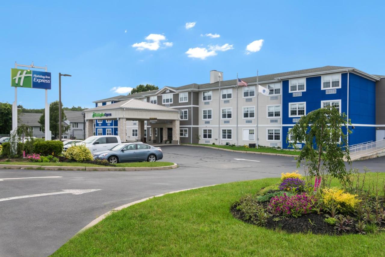 Holiday Inn Express - Plymouth By Ihg Kültér fotó