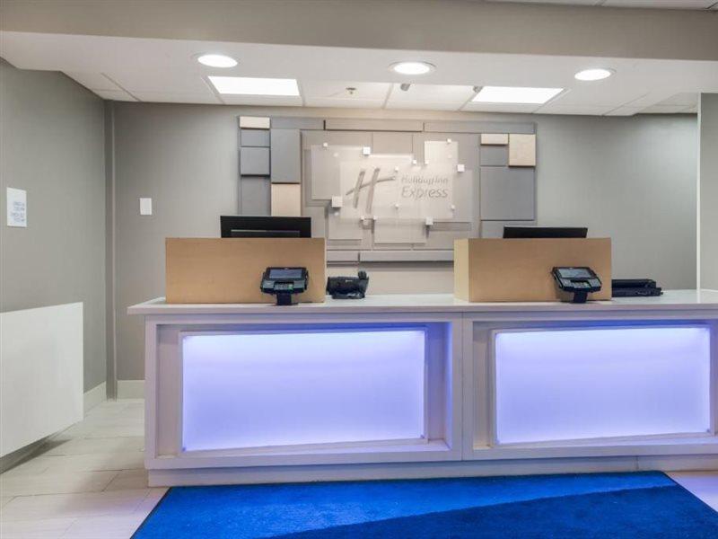 Holiday Inn Express - Plymouth By Ihg Kültér fotó